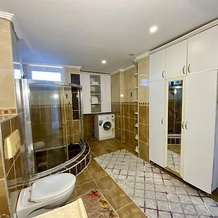 Ferah Havaalani 10 Sahile 1 Km Yesillikler Icinde Lejlighed Altinkum (Antalya)